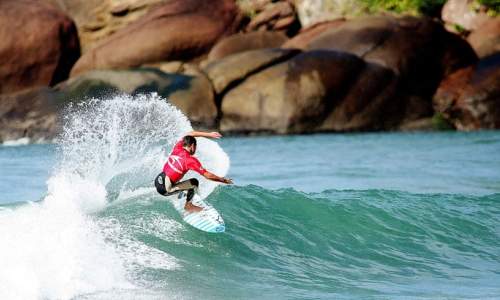 Melhores Praias para Surfar no Brasil - PRAIA DE MARESIA - SÃO SEBASTIÃO