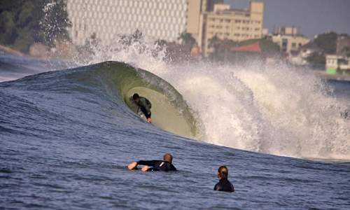 Melhores Praias para Surfar no Brasil - pico de matinhos (PR)