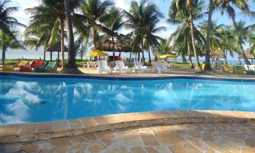 Bitingui Praia Hotel em Japaratinga, Alagoas - piscina 03