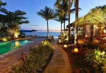 Day Use Chez Louise et Louis Pousada e Village, beach club na praia de Juqueí – São Sebastião – SP