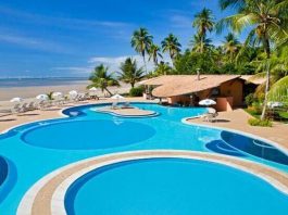 Day Use no Hotel Karapitangui, Beach club na praia do Encanto – Ilha de Tinharé, BA